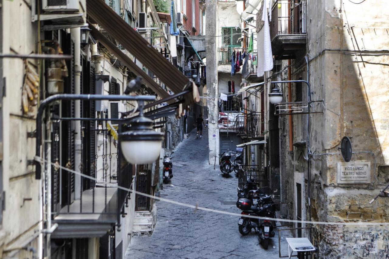O' Panaro Ai Quartieri Spagnoli By Wonderful Italy Naples Exterior photo