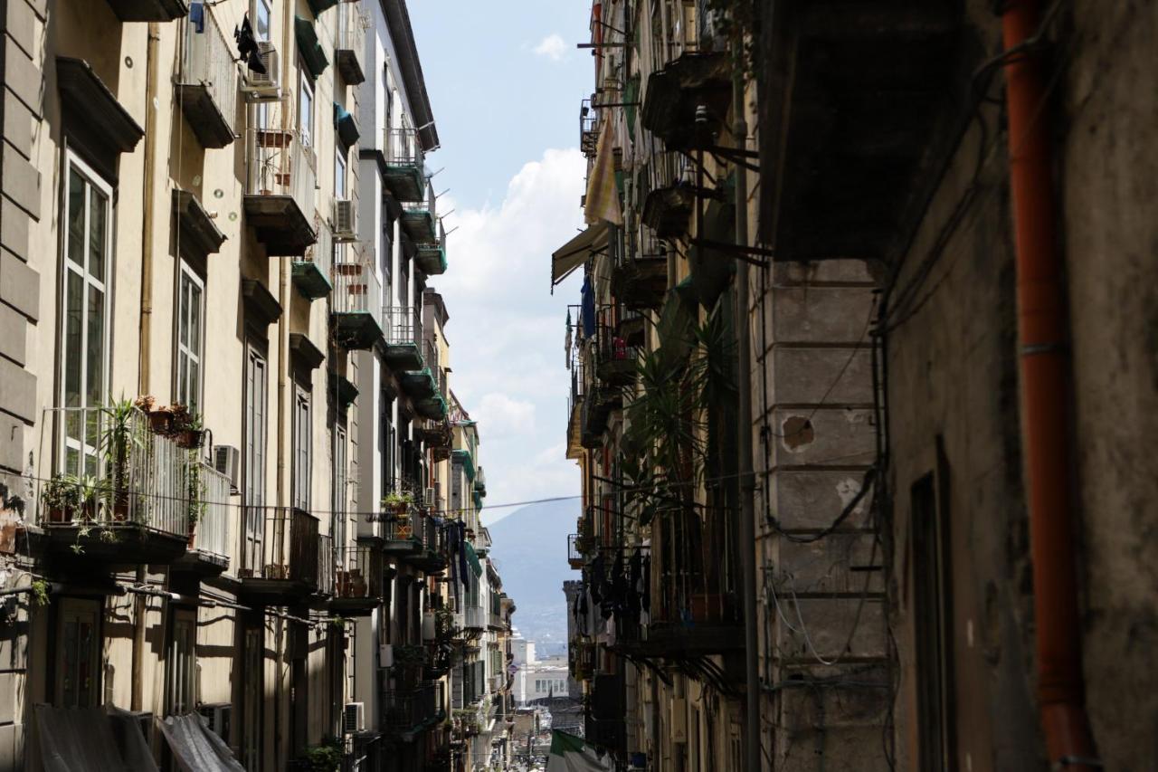 O' Panaro Ai Quartieri Spagnoli By Wonderful Italy Naples Exterior photo